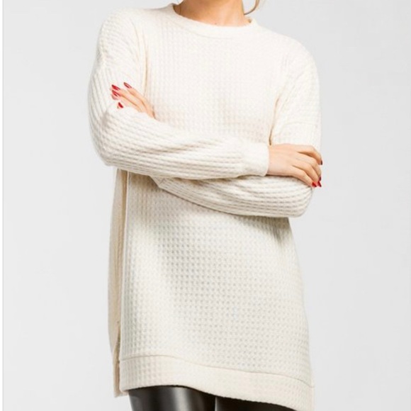 brushed thermal top